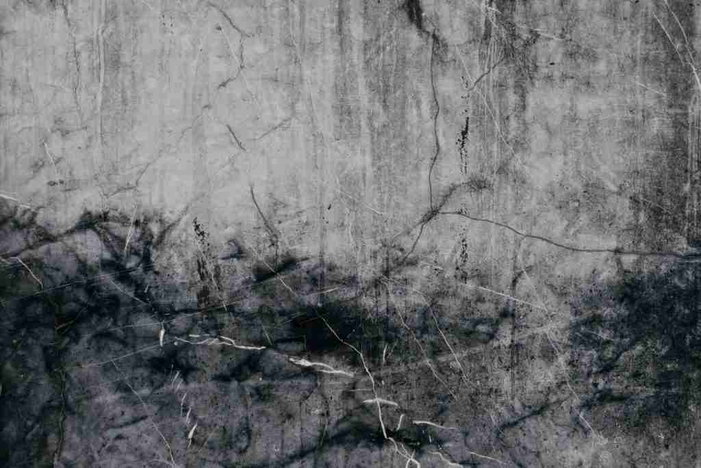 Read more about the article 5 Signs Your Drywall Needs Repair